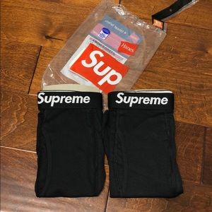 New Authentic Supreme briefs